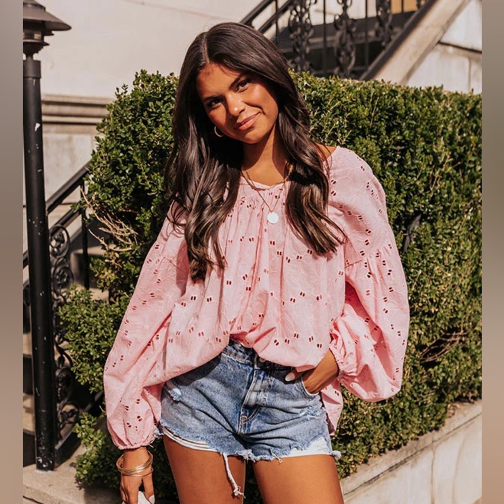 BUCKETLIST Eyelet blouse long sleeve balloon top bubblegum pink embroidered - Picture 6 of 9